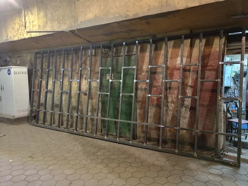 الورشة الفنية لصناعة صناديق السيارات النقل - Photo 1