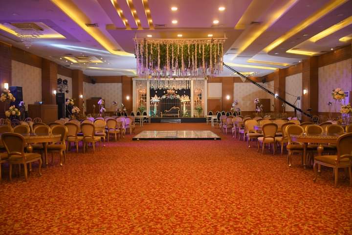 Royal palace hall قاعة رويال بالاس داخل معرض اسكندرية - صورة 1