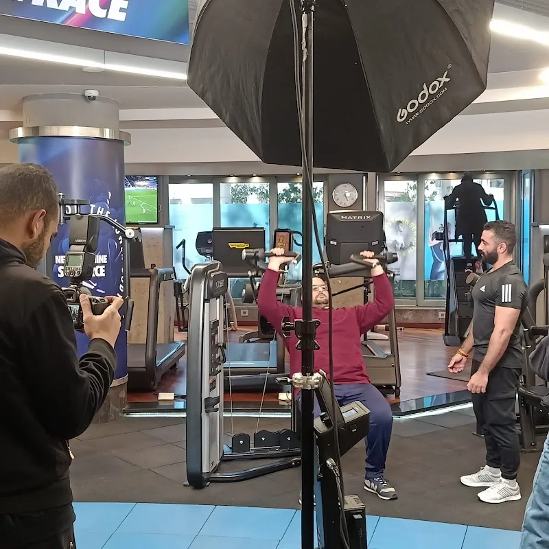 Gold's Gym Elite San Stefano - Photo 3