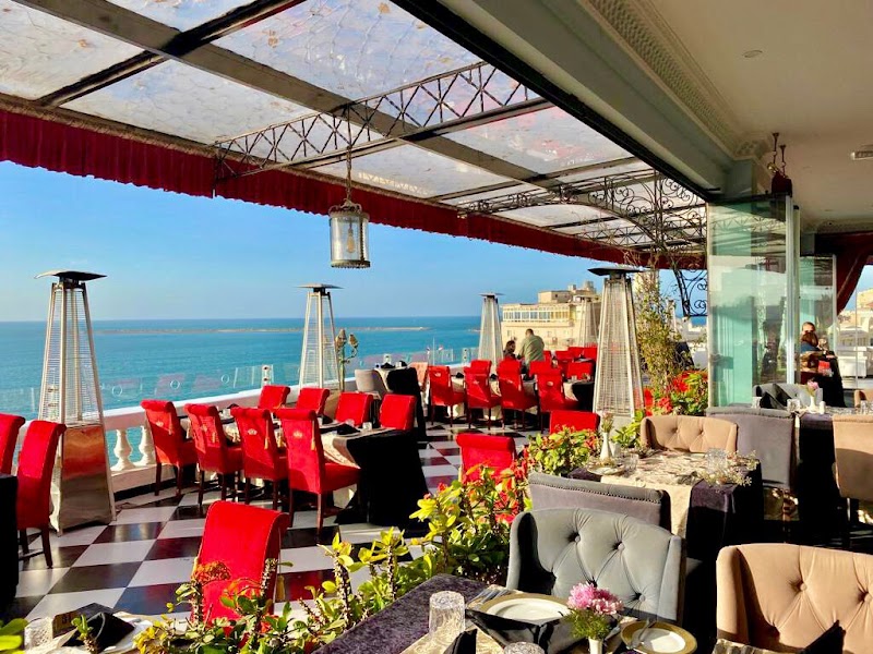 Sky view restaurant Le Metropole hotel