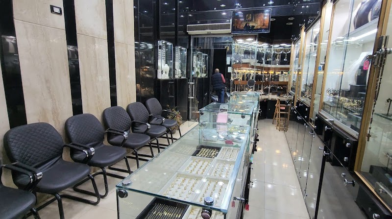 Gold House - صورة 2