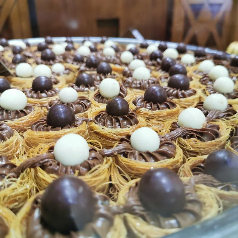 Emessa - Syrian Patisserie حلويات ومخبوزات سورية - Photo 2