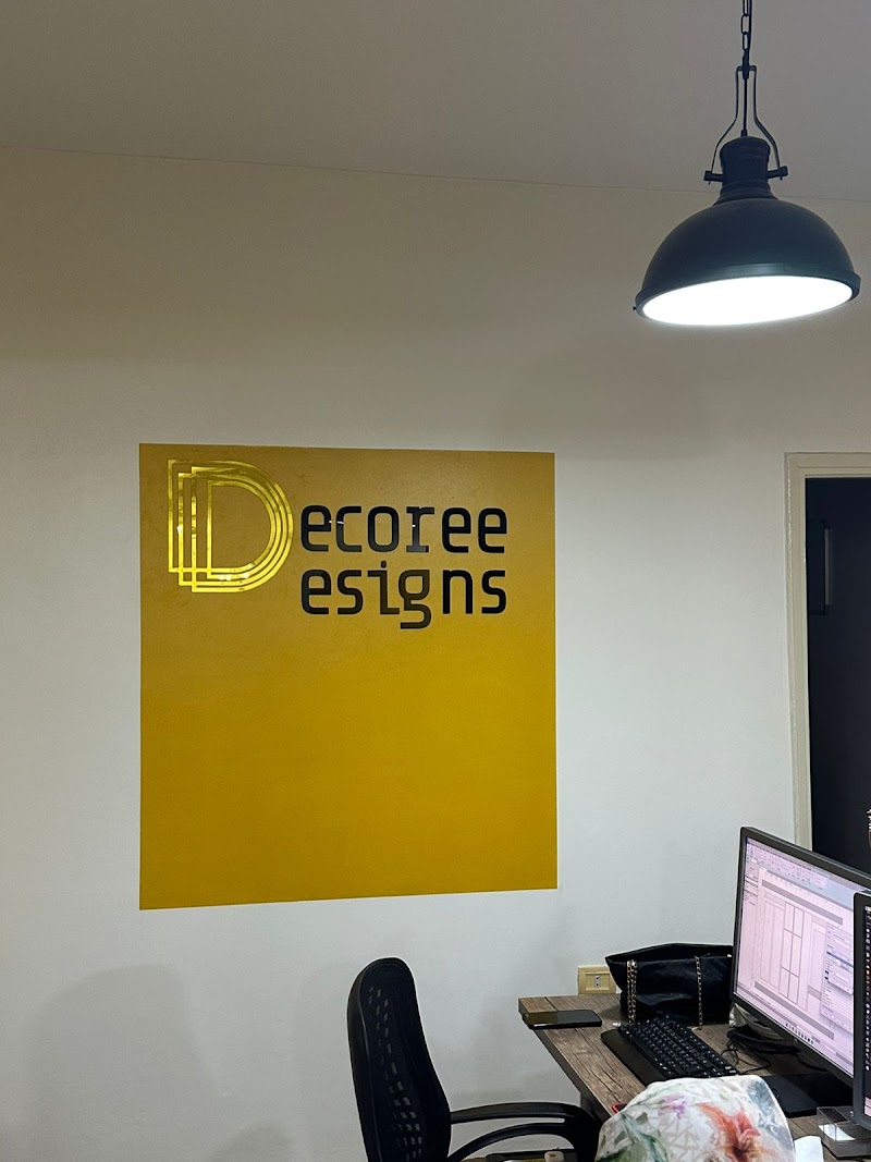 Decoree Designs