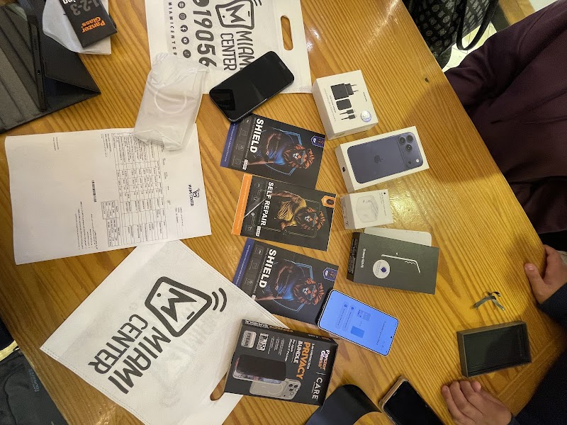 Miami Center – ميامي سنتر | سموحة - صورة 1