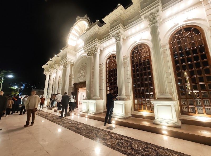 قاعة القصر للحفلات