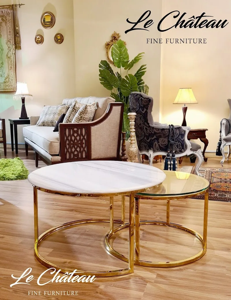 Le Chateau furniture - Photo 3