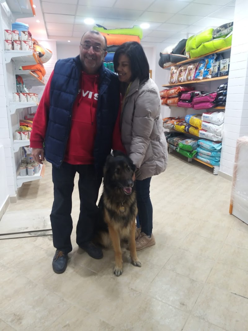 Lucky Pet Vet Clinic - Pet Motel - Pet Shop - Photo 3