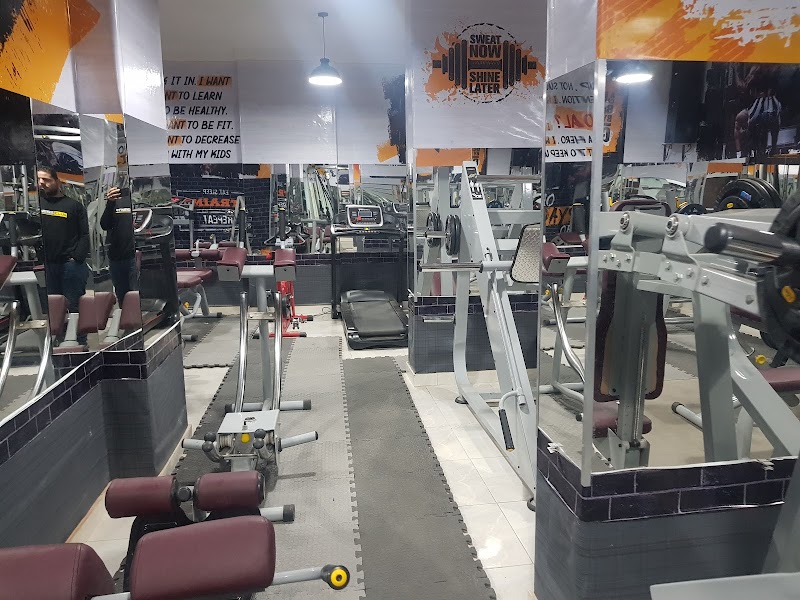 Fitness Club gym - Photo 1