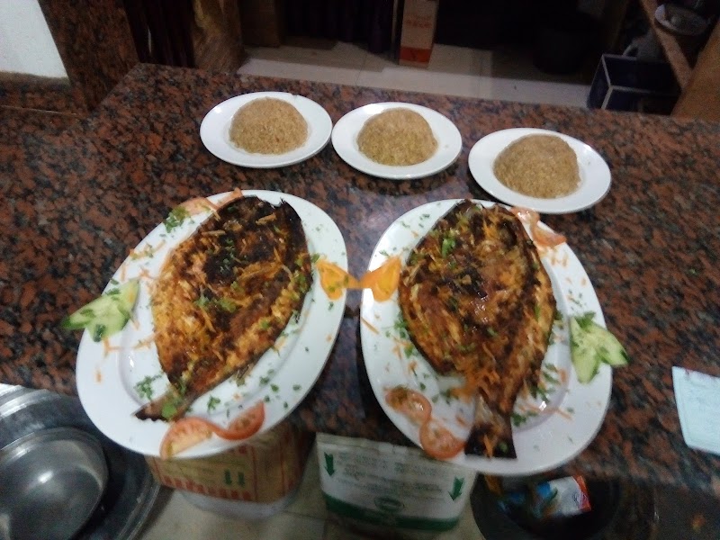 Smokh Restaurants Marine