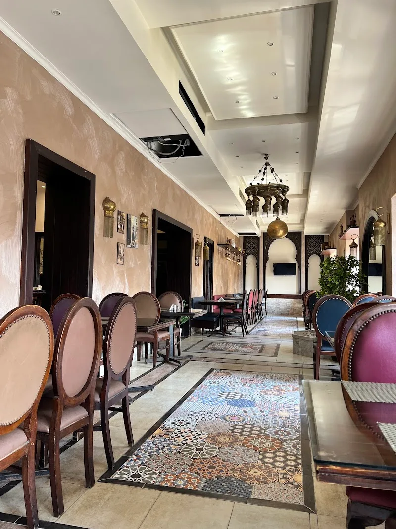 FAYROUZ RESTAURANT - Photo 3