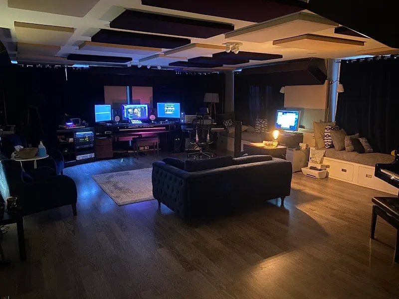 Halawanymusic studios - Photo 3