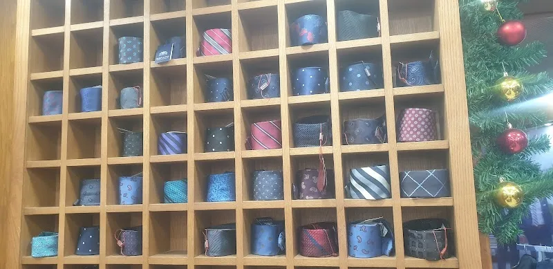 Georges Men's wear - Photo 2