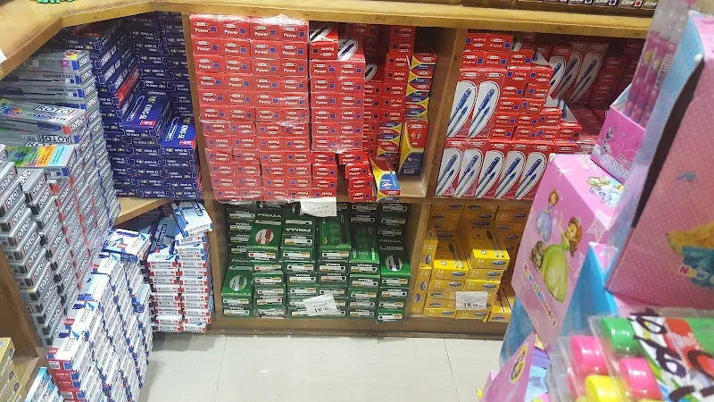 مكتبة الفجالة‎ فوتوستورز - صورة 3