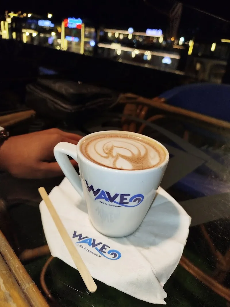 Wave Cafe - Photo 1