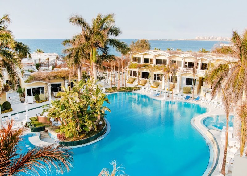 فندق برادايس ان بيتش المعمورة الاسكندرية