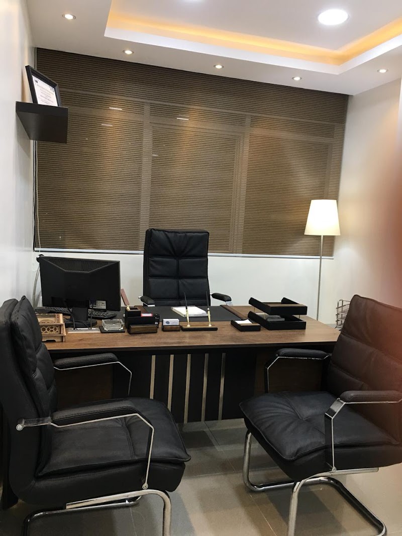 عيادة الدكتور أحمد عفت دكتوراه طب المخ والاعصاب - Photo 1