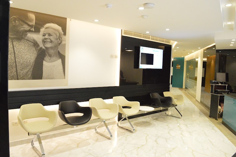 Madina Clinics مجمع المدينة الطبي - Photo 1