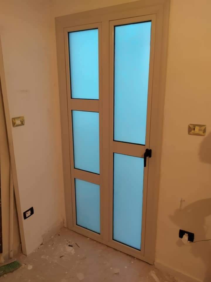 صناعة أنظمة الالوميتال الحديثة بجميع القطاعات