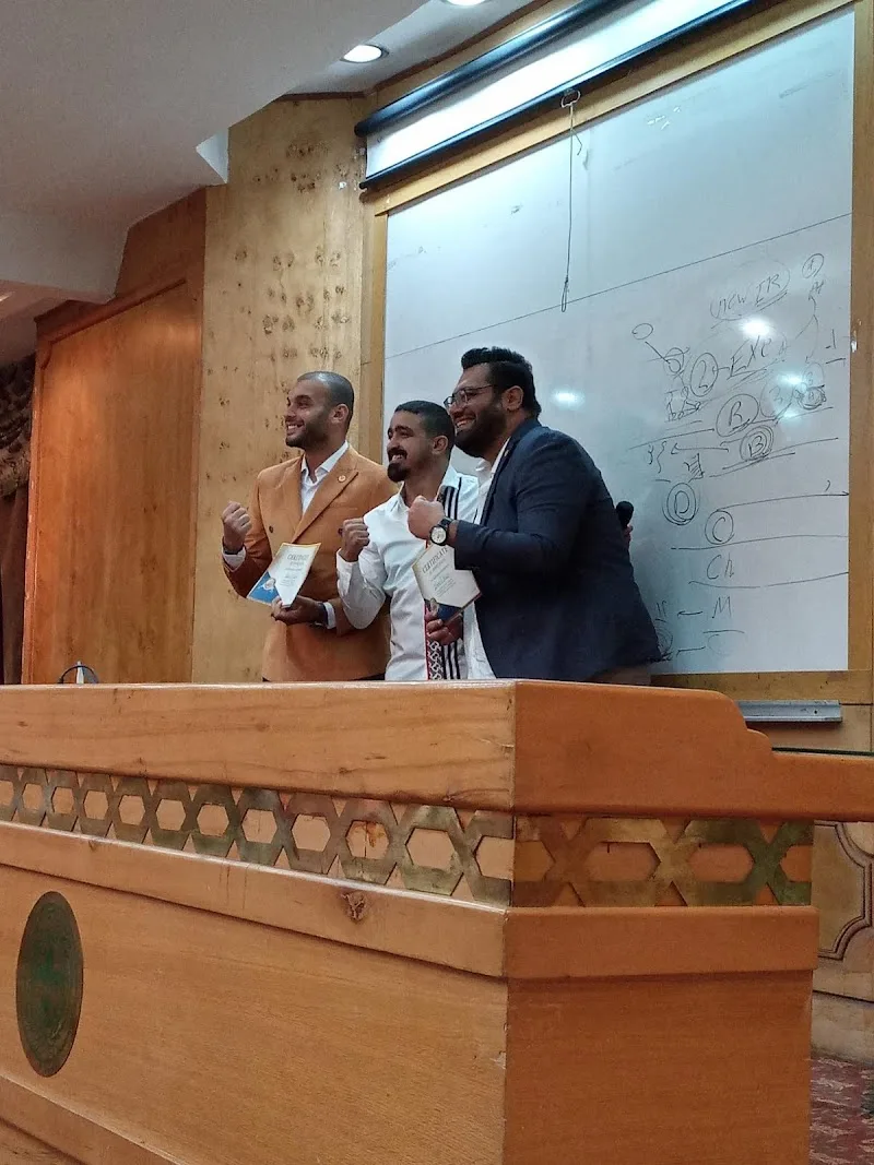 مركز جامعة القاهرة للتعليم المدمج - صورة 2