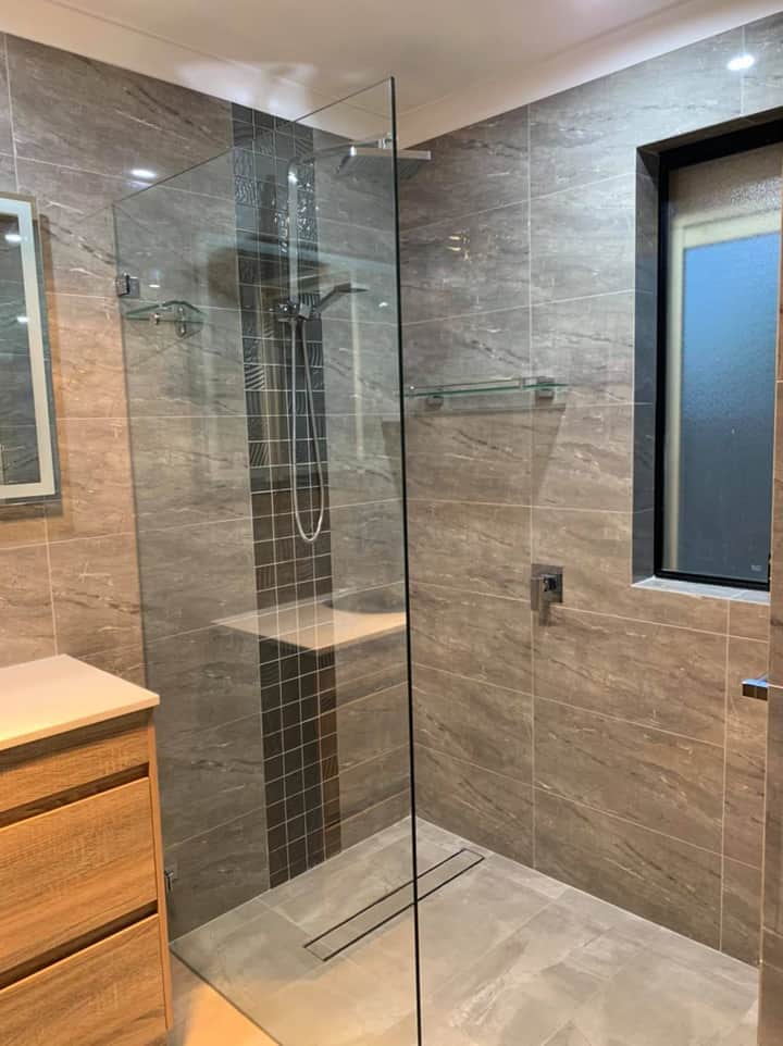 اليامن للتشطيبات السباكه الحديثه - صورة 2