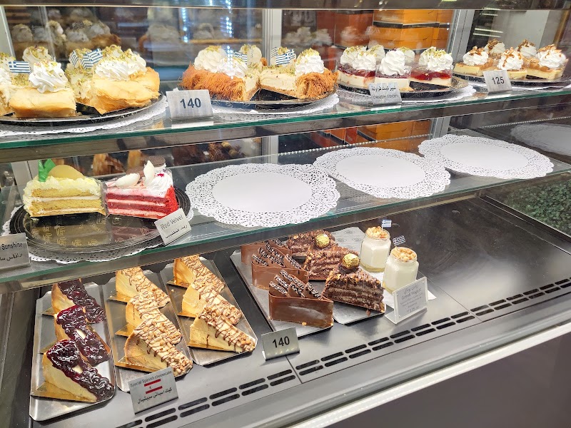 Délices Patisserie Alexandria - Photo 3