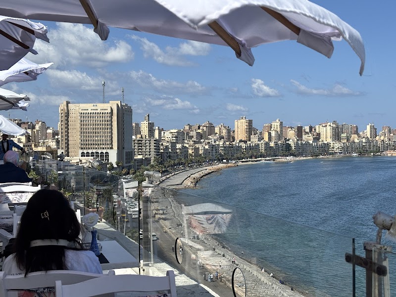Blue Harbor Rooftop Restaurant Windsor Palace Hotel Alexandria - صورة 1