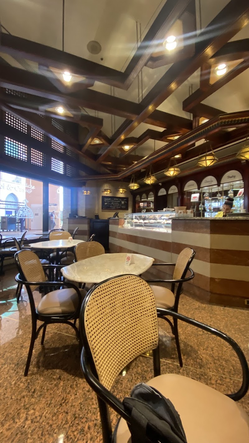 Cafe Corniche - Photo 1