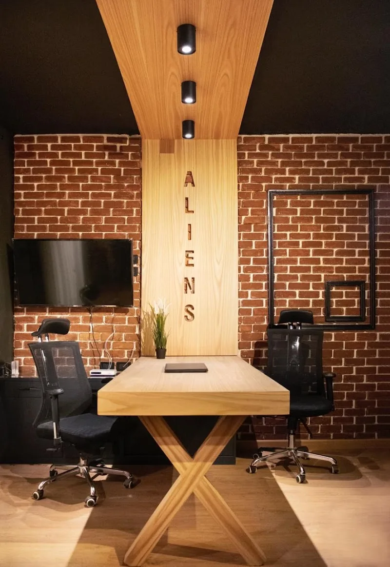 Aliens Media Production - Photo 2
