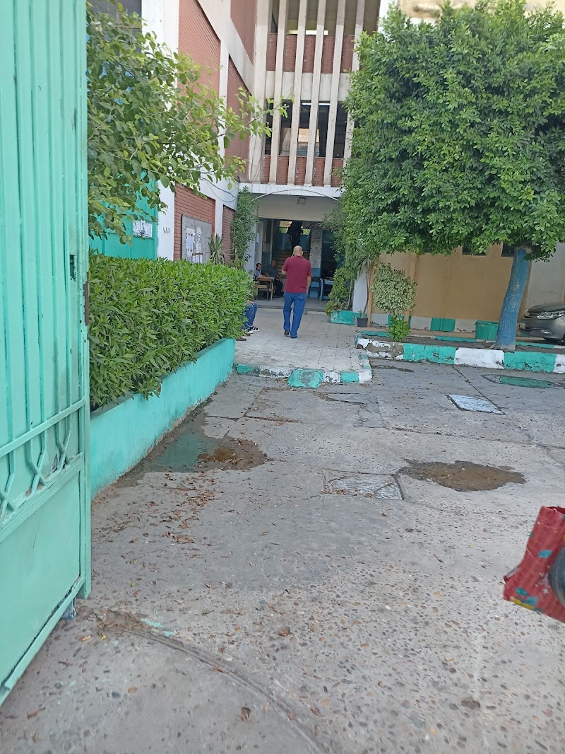 مدرسة المعهد العلمي ع بنين - Photo 1