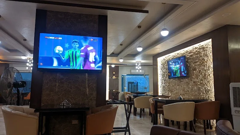 بيت العز