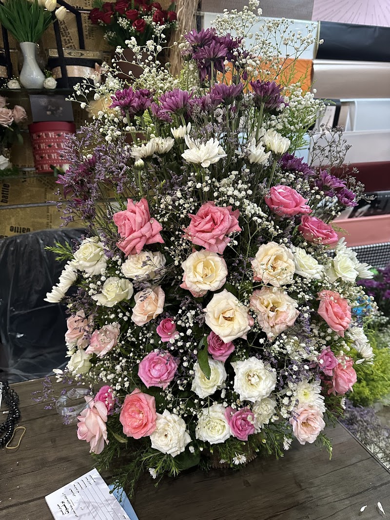 Barghout Flowers - Photo 1