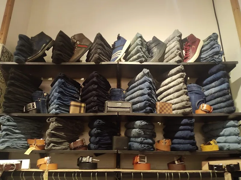 BRAND IN - صورة 1