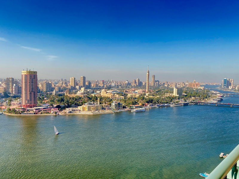 Chez Haytham At Four Seasons Residential Suite