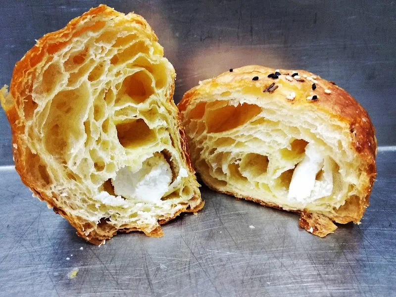 Venecia Bakery