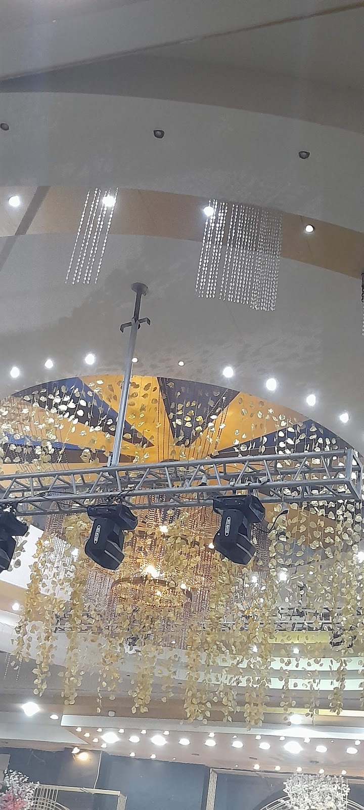 مطعم وكافية الواحة - Photo 3