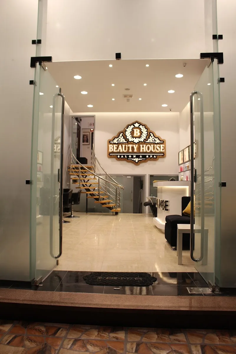 BEAUTY HOUSE Salon & Spa - صورة 1