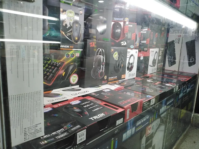 TW smart Computer store - صورة 3