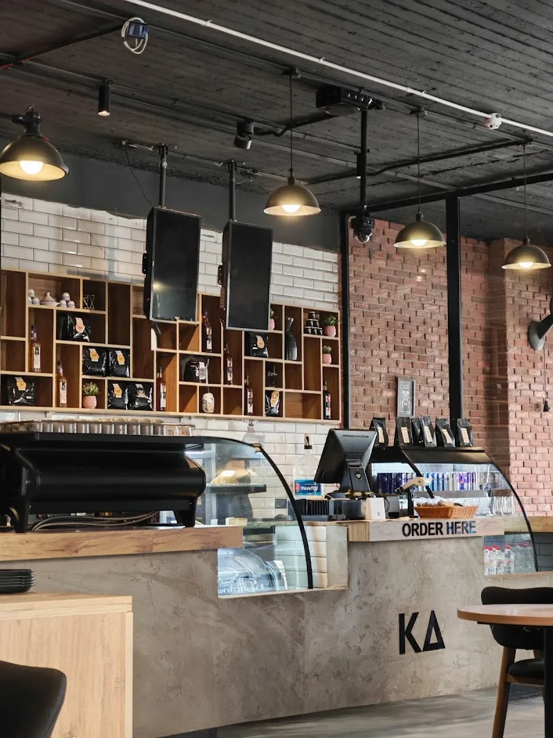 Koffie Art Specialty Cafe - صورة 2