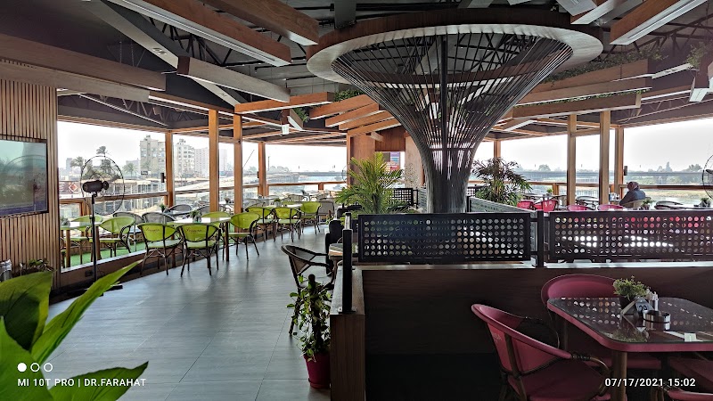 مطاعم الصباحي للمشويات و المأكولات البحريه - بيراميزا