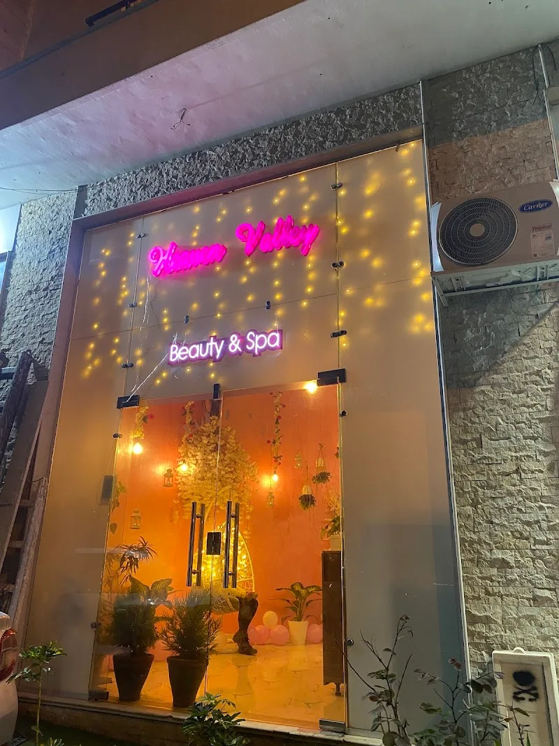 Heaven Valley Beauty Lounge - Photo 2