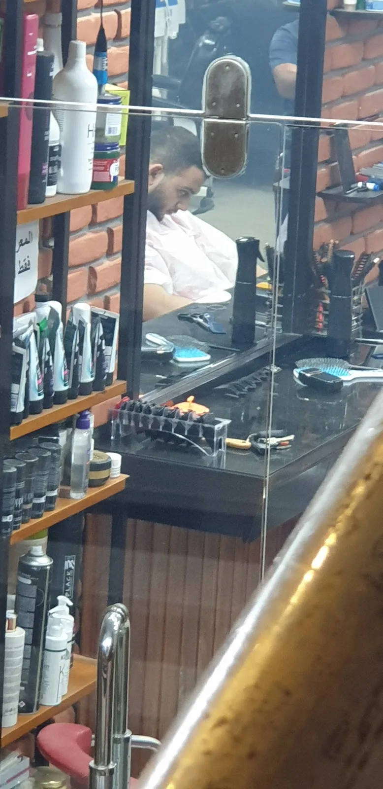 METRO Barber Shop & Spa - Photo 2