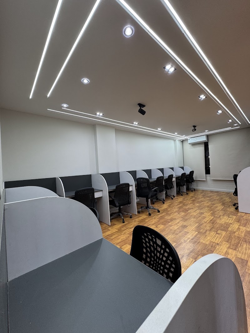 شركه بيوت العقاريه - Photo 2