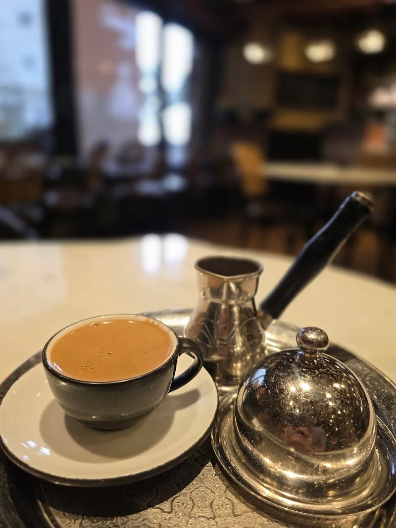 Cafe Corniche - Photo 2