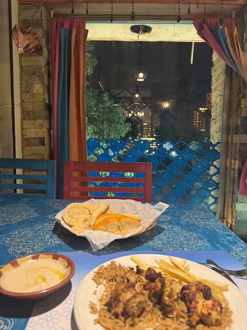 Tajoury Oriental Restaurant - مطعم تاچوري - صورة 3