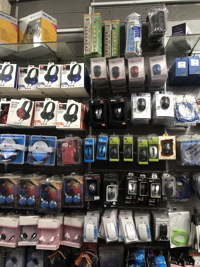 Perfect company for computer services and surveillance cameras - Photo 2