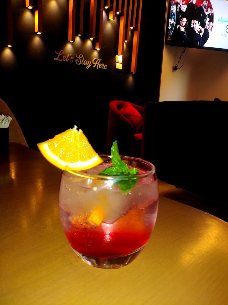 Tokyo café and restaurant - صورة 2