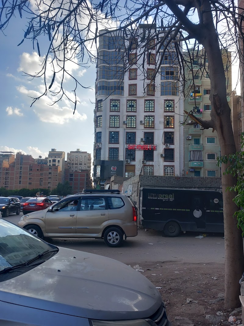 GIANT FITNESS GYM - صورة 3