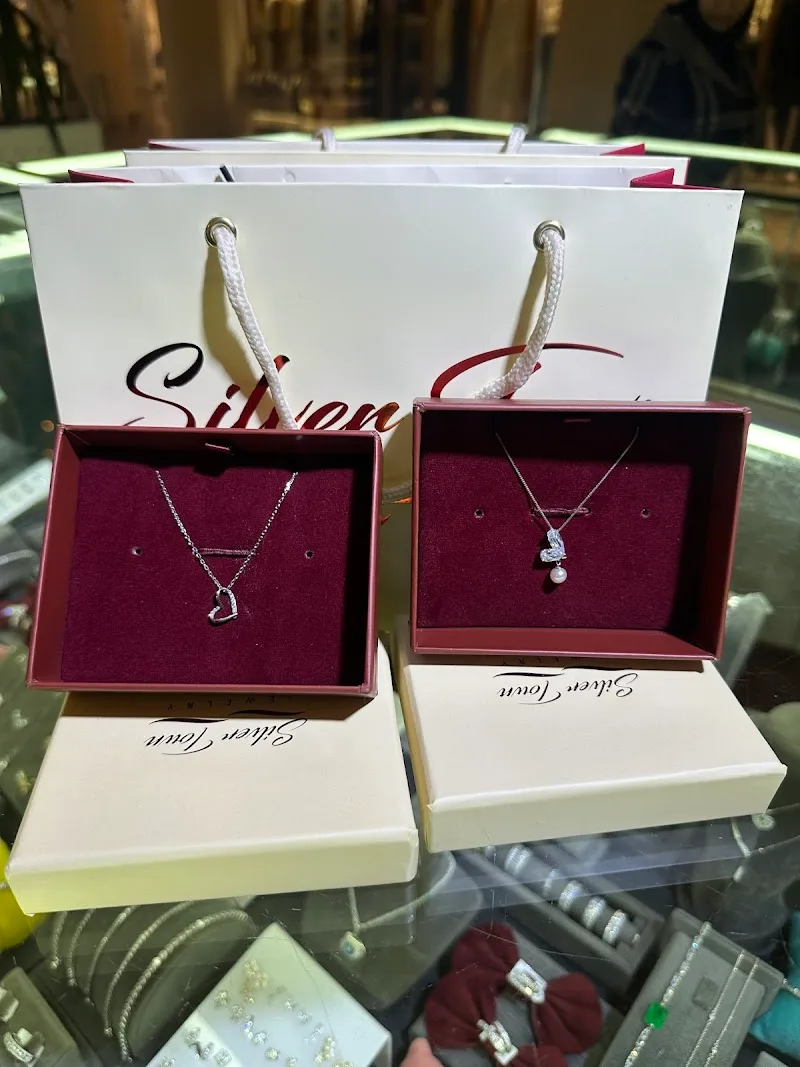 سيلفر تاون - صورة 3