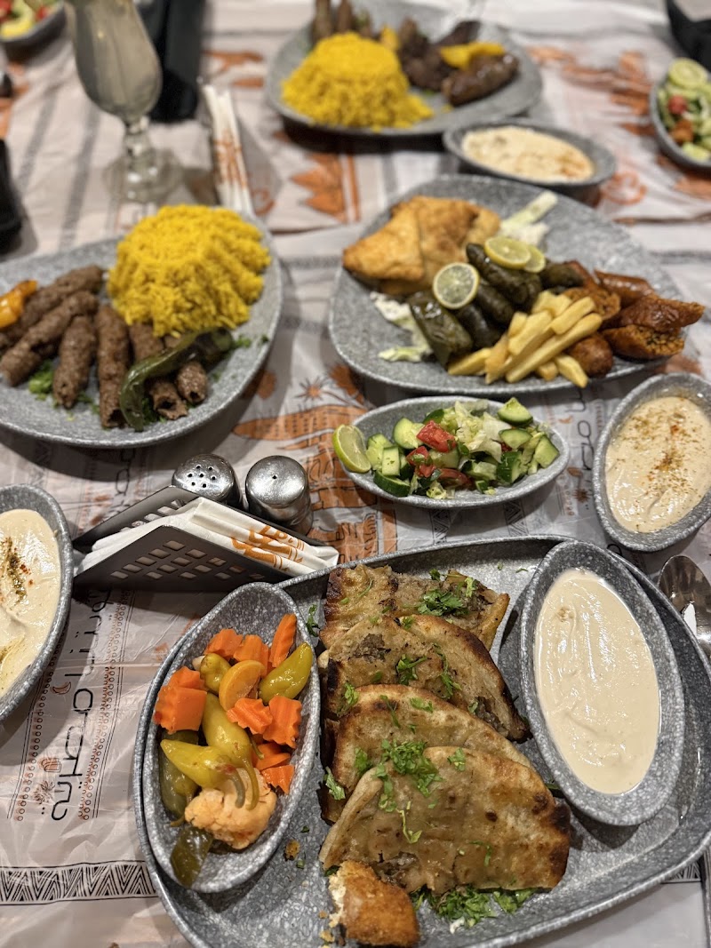 مطعم الكوخ - صورة 3