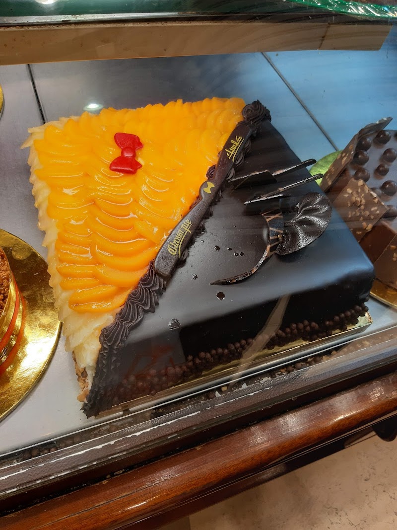 Classique Patisserie - Photo 3